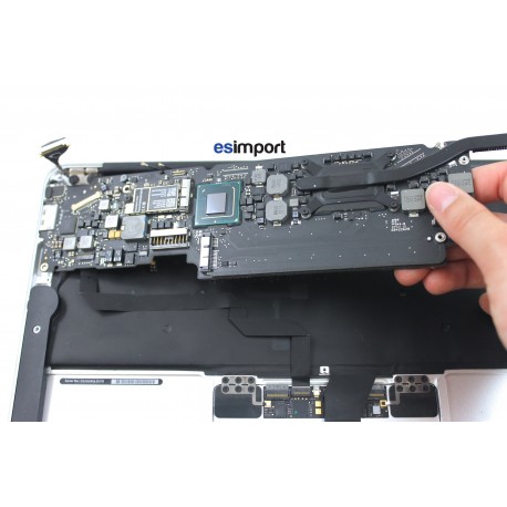 Tuto Démontage carte-mère MacBook Air 11" 1370