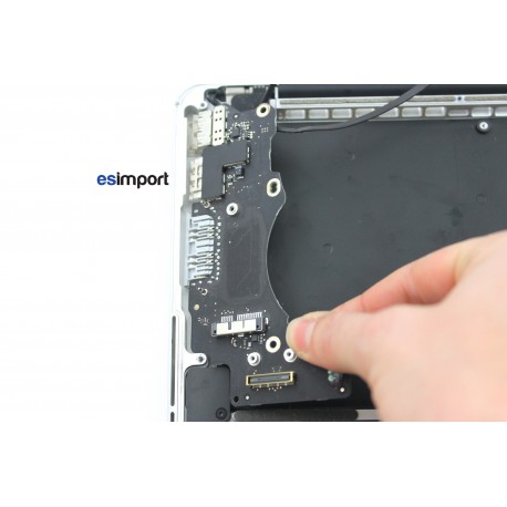 Tuto changement carte-fille MacBook Pro 13" A1502 Retina