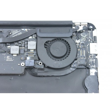 Changement carte-fille + batterie MacBook Air A1369