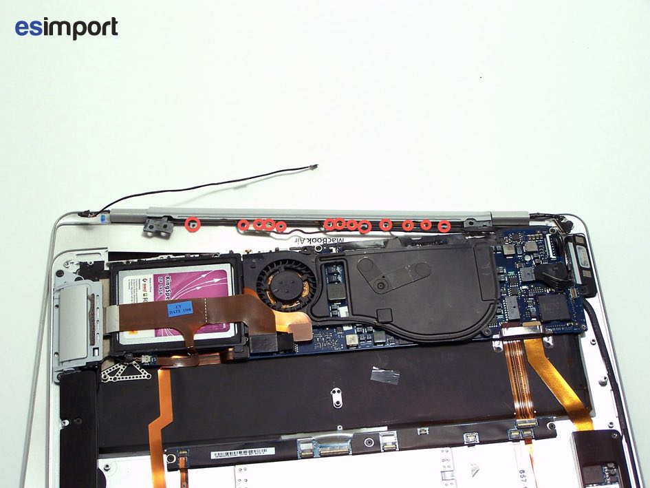 réparer charnière MacBook