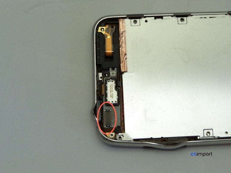 Changement de la coque arrière sur un iPod Touch 2