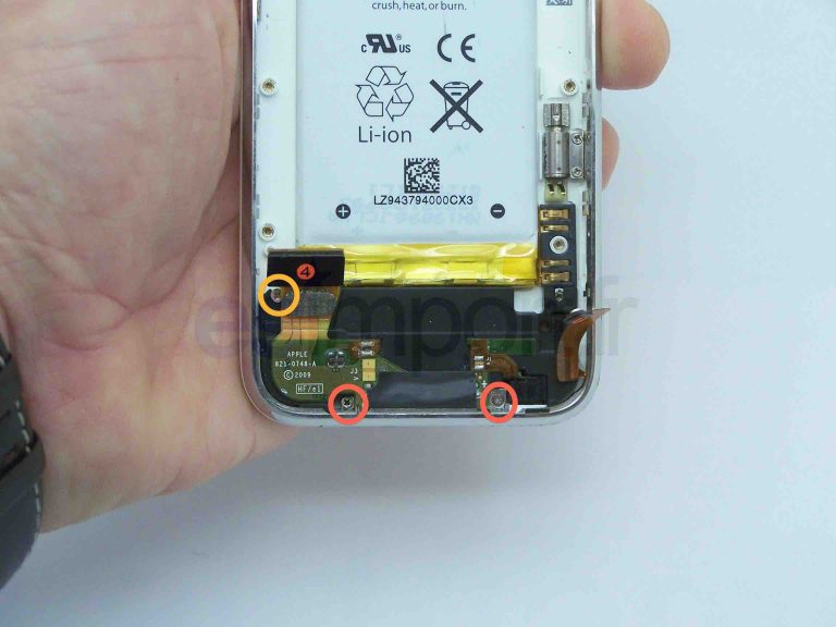 Remplacement du dock connecteur sur un iphone 3GS
