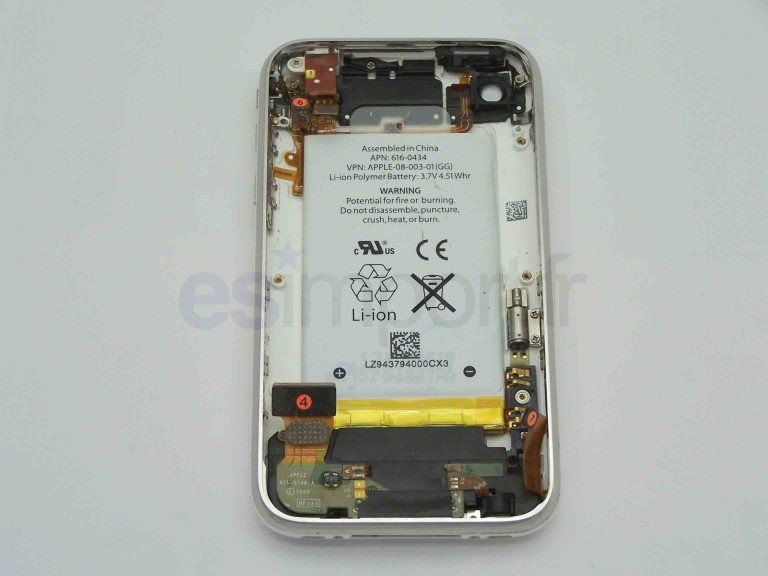 Changement de la batterie sur un iPhone 3GS