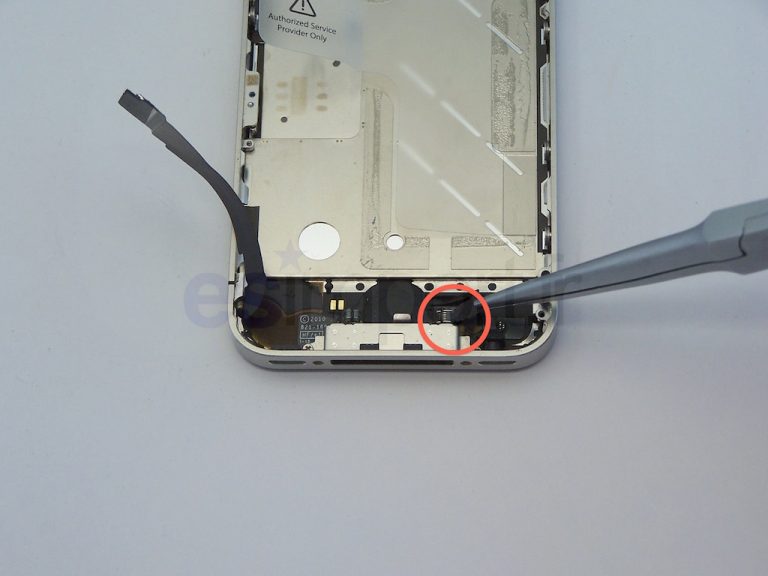 Changement du dock connecteur sur un iPhone 4