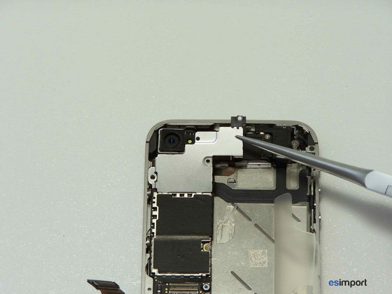 Remplacement de la carte-mère sur un iPhone 4S