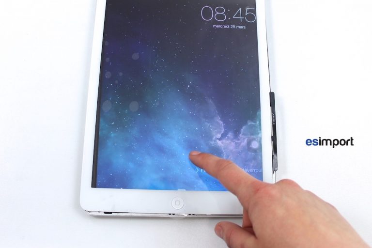 Changement vitre tactile sur l’iPad Air modèle A1474