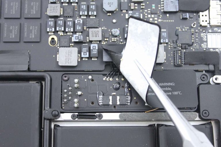 Changement connecteur magsafe macbook A1502