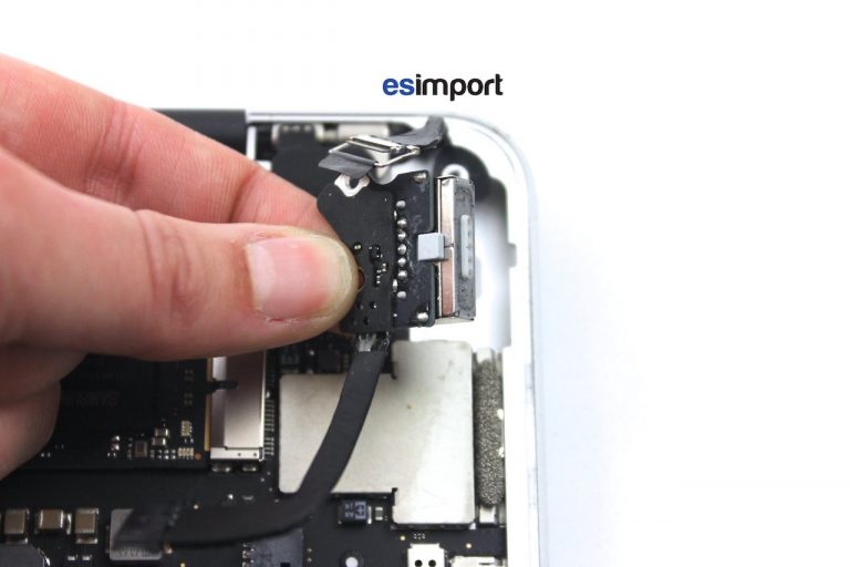 changer connecteur magsafe macbook pro retina A1502